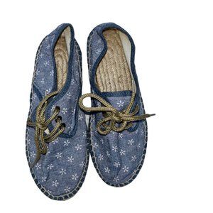 Bayona European as new chambray blue denim white flower lace espadrilles…
